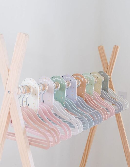 Παιδικές Κρεμάστρες Αντιολισθητικές cream (σετ 15 τμχ)